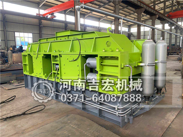 雙輥礦石破碎制沙機(jī)中碎細(xì)碎樣樣杰能！
